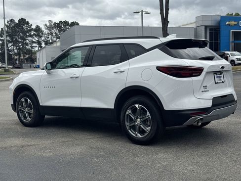 Used 2024 Chevrolet Blazer LT w/ Convenience Package image 8