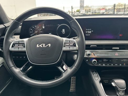 Used 2023 Kia Telluride SX Prestige X-Pro image 16