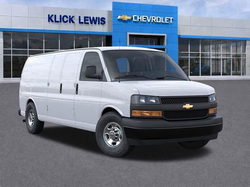 New 2026 Chevrolet Express 3500 Extended w/ Driver Convenience Package RWD image 7