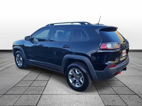 Used 2019 Jeep Cherokee Trailhawk w/ Comfort/Convenience Group AWD/4WD image 7