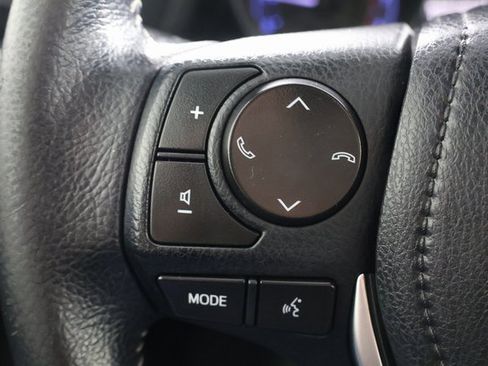 Used 2018 Toyota Corolla iM image 11