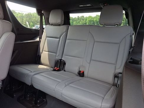 Certified 2023 Chevrolet Tahoe LT w/ Luxury Package AWD/4WD image 11