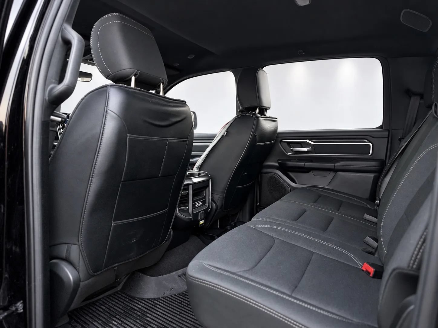 Used 2021 RAM 1500 Big Horn RWD image 12