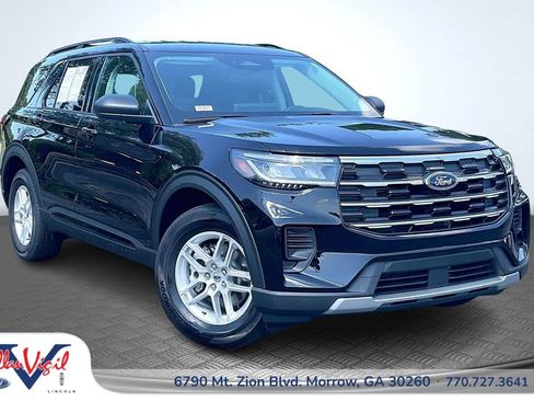 Used 2026 Ford Explorer Active AWD/4WD image 1
