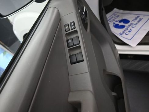 Used 2019 Nissan Frontier SL AWD/4WD image 10