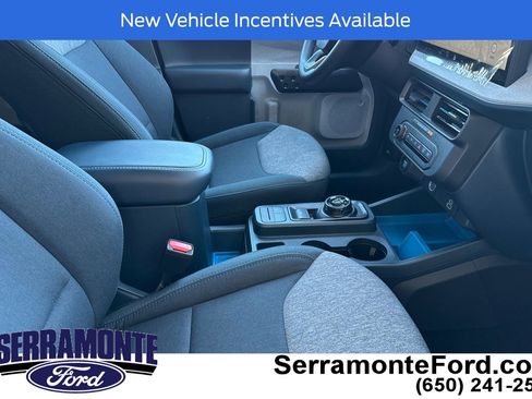 Used 2025 Ford Maverick XLT image 16