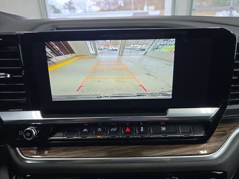 New 2026 GMC Sierra 1500 Elevation image 16