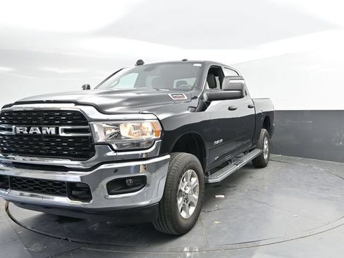 Used 2024 RAM 2500 Big Horn w/ Bed Utility Group AWD/4WD image 6