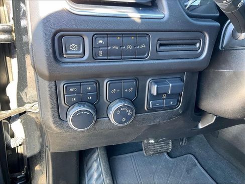 Used 2021 Chevrolet Suburban LS w/ Driver Alert Package AWD/4WD image 26