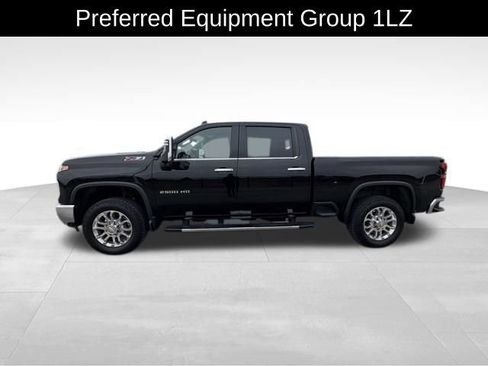 Used 2024 Chevrolet Silverado 2500 LTZ w/ LTZ Premium Package image 4