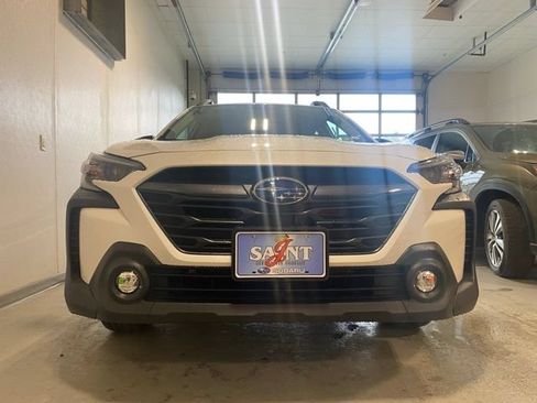 Certified 2025 Subaru Outback Premium AWD/4WD image 4