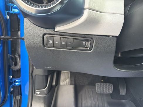 New 2025 Chevrolet Equinox EV LT w/ Convenience Package II FWD image 20