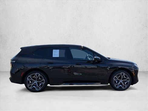 Used 2024 BMW iX xDrive50 w/ Premium Package AWD/4WD image 4