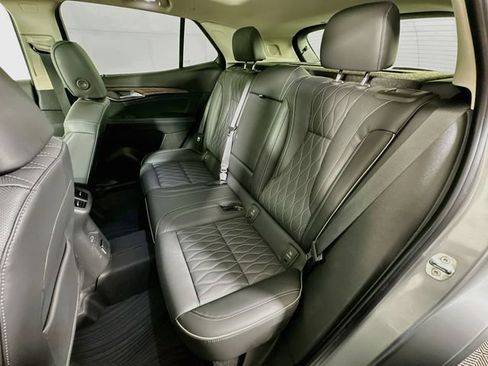 Used 2023 Buick Envision Avenir AWD/4WD image 31