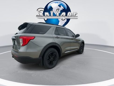Used 2020 Ford Explorer XLT w/ Comfort Package image 9