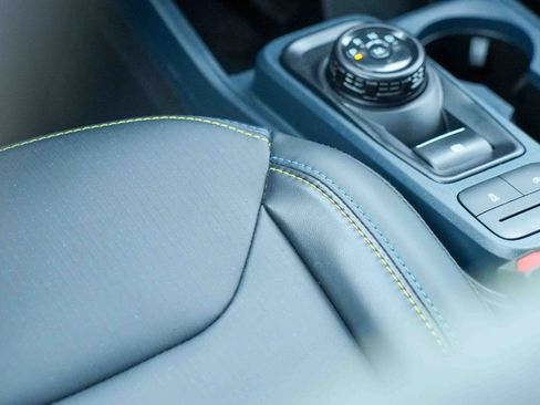 Used 2025 Ford Maverick Lobo image 25