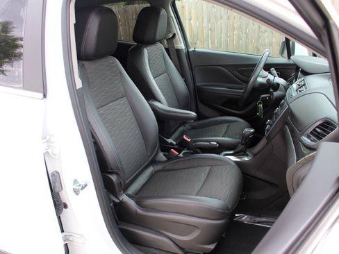 Used 2016 Buick Encore Convenience FWD image 37