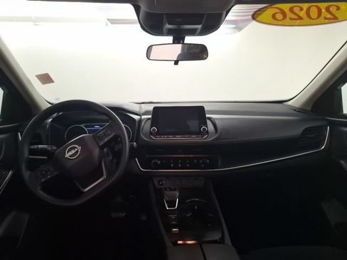 Used 2026 Nissan Rogue S FWD image 14