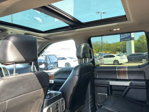 Used 2015 Ford F150 Lariat RWD image 48