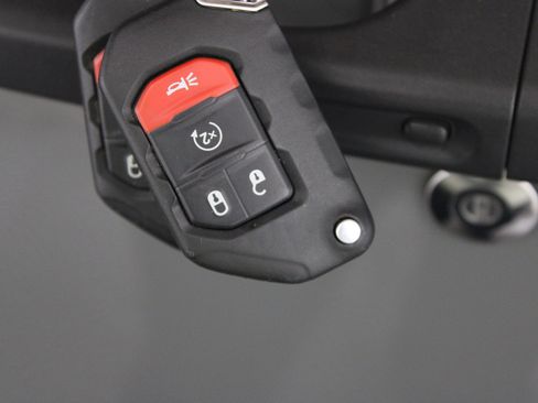 Used 2022 Jeep Wrangler Unlimited Sport AWD/4WD image 18