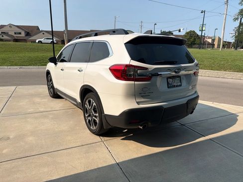 Used 2024 Subaru Ascent Touring AWD/4WD image 4