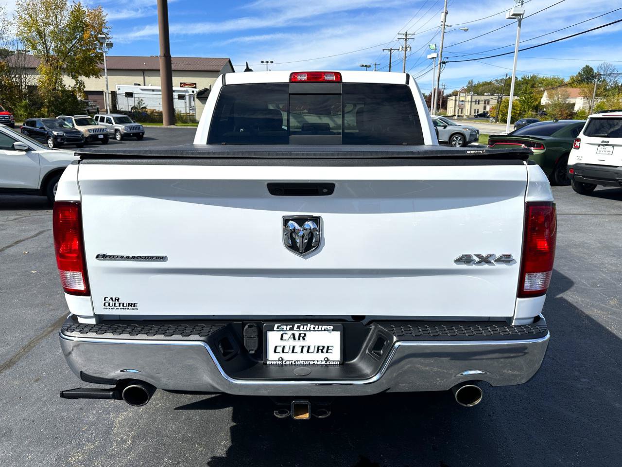 Used 2018 RAM 1500 SLT AWD/4WD image 13