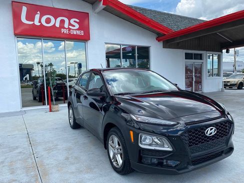 Used 2019 Hyundai Kona SE AWD/4WD image 4
