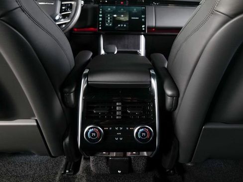 New 2026 Land Rover Range Rover SE image 20