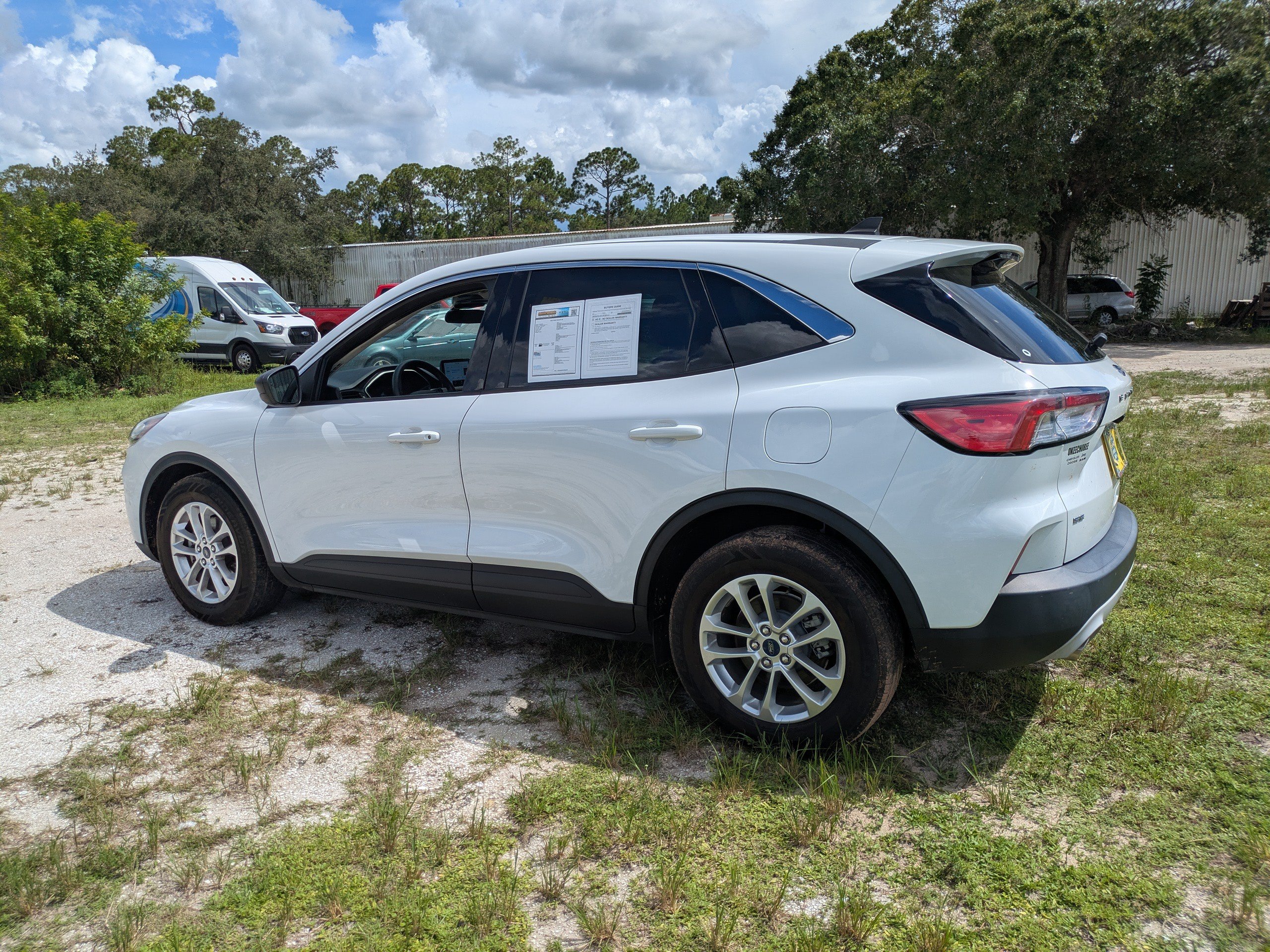 Used 2022 Ford Escape SE FWD image 6