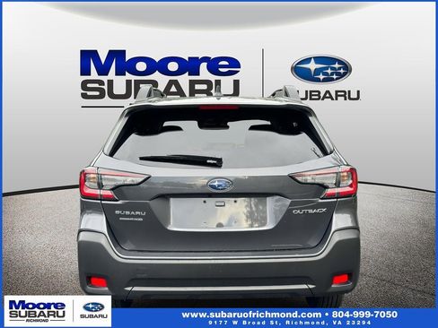 Certified 2025 Subaru Outback Premium image 3