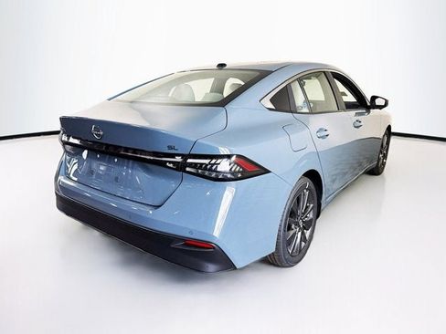 New 2026 Nissan Sentra SL w/ Floor Mat Package FWD image 5