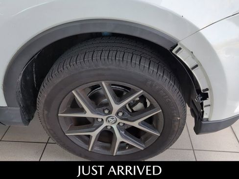 Used 2017 Toyota RAV4 SE w/ Advanced Technology Package image 4