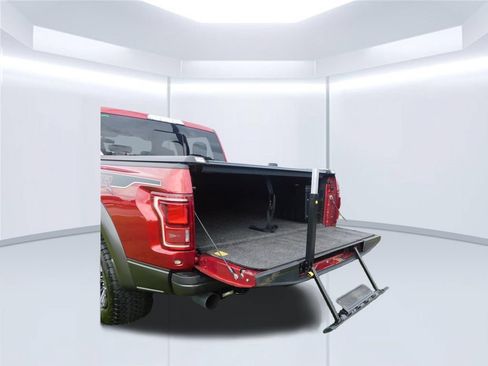 Used 2019 Ford F150 Raptor w/ Equipment Group 802A Luxury AWD/4WD image 7