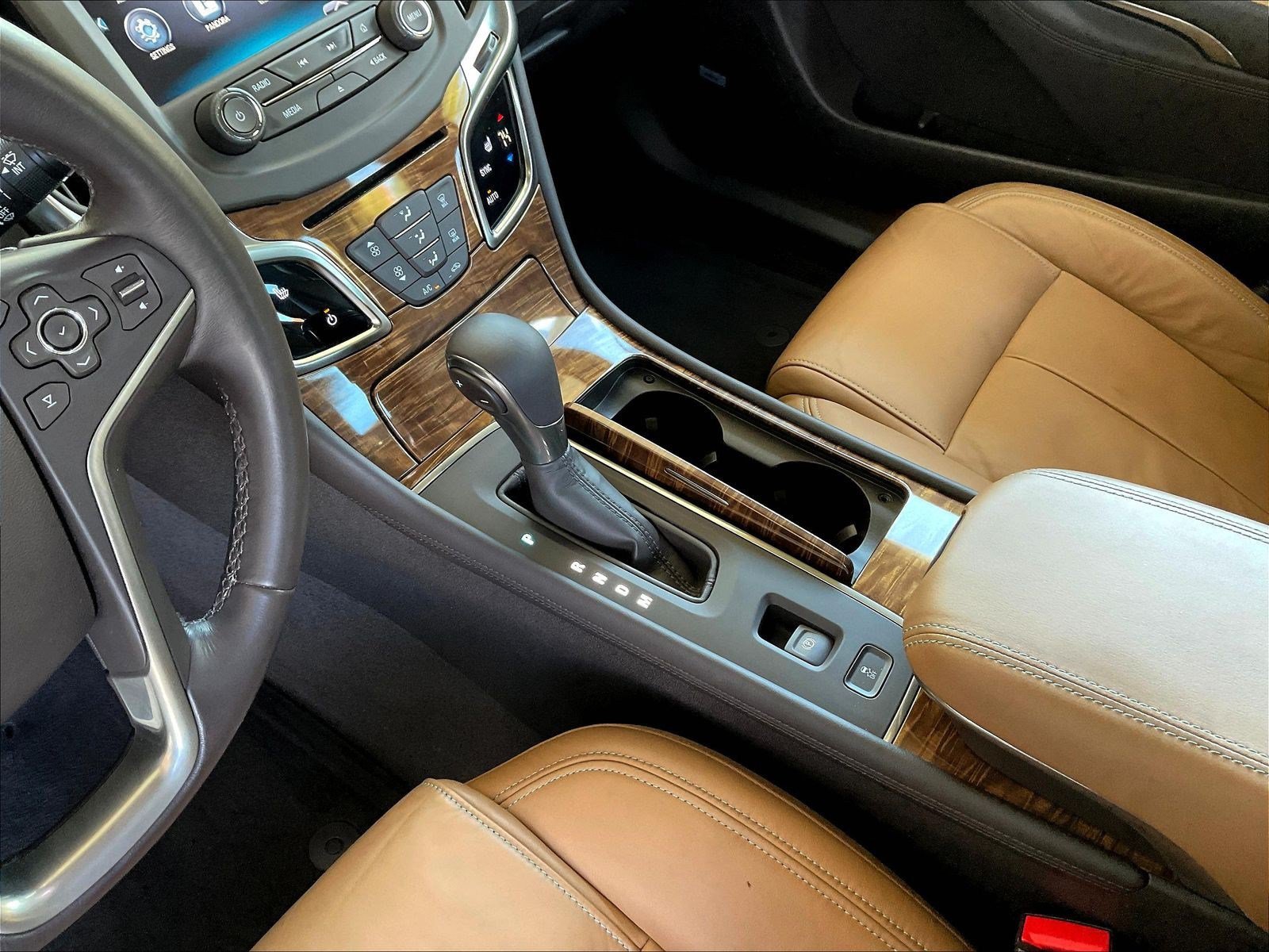 Used 2014 Buick LaCrosse Leather FWD image 18