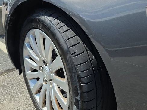 Used 2011 Buick Regal CXL Turbo w/ TO4 Preferred Equipment Group FWD image 9