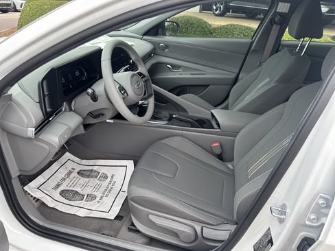 New 2026 Hyundai Elantra Sport FWD image 8