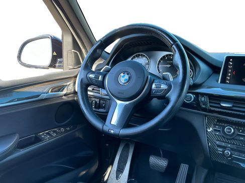 Used 2018 BMW X5 xDrive40e image 12