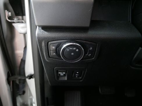 Used 2018 Ford F150 XLT w/ Equipment Group 302A Luxury AWD/4WD image 26