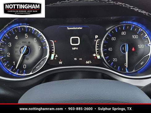 New 2026 Chrysler Pacifica Select image 18
