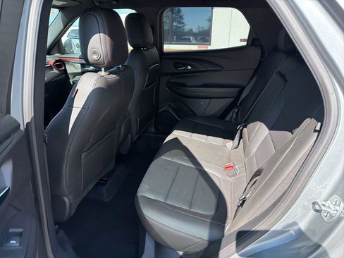 Used 2025 Chevrolet TrailBlazer RS image 5