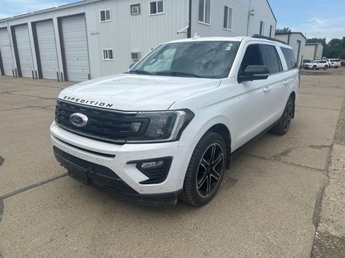 Used 2019 Ford Expedition Max Limited w/ Equipment Group 303A AWD/4WD image 5