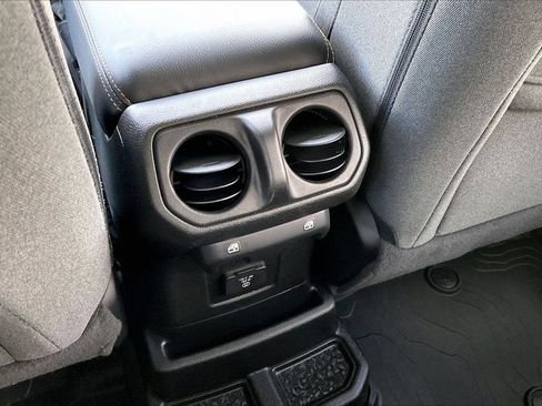 Certified 2024 Jeep Wrangler Unlimited Sahara AWD/4WD image 16