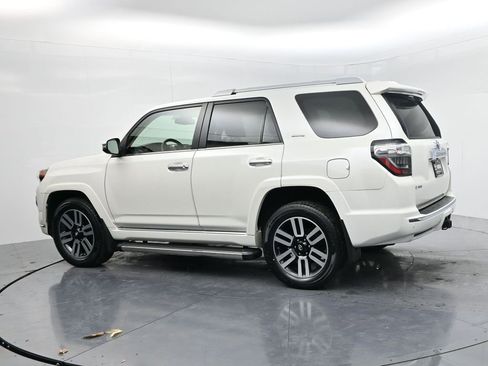 Used 2021 Toyota 4Runner Limited image 5