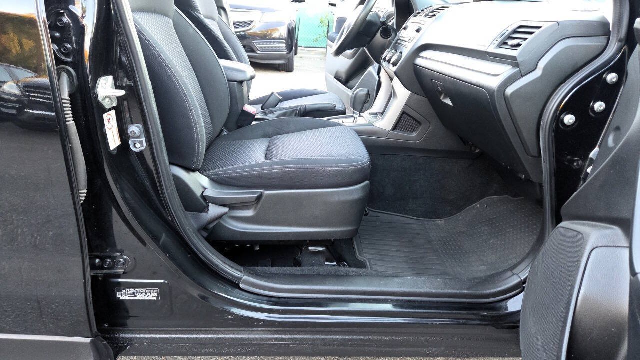 Used 2014 Subaru Forester 2.5i Premium w/ All-Weather Package AWD/4WD image 41
