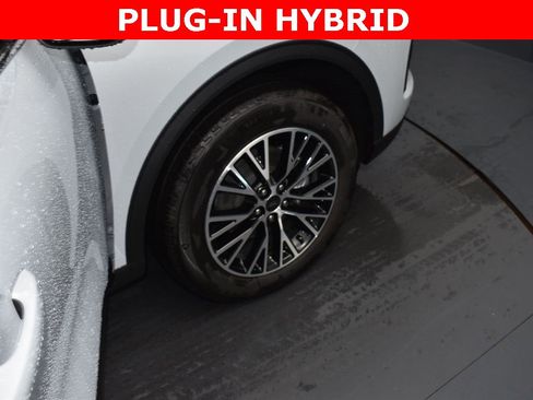 New 2025 Ford Escape SE w/ PHEV Premium Package image 15