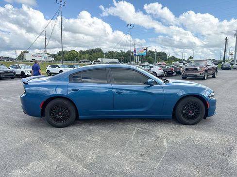 Used 2022 Dodge Charger SXT w/ Leather Interior Group RWD image 14