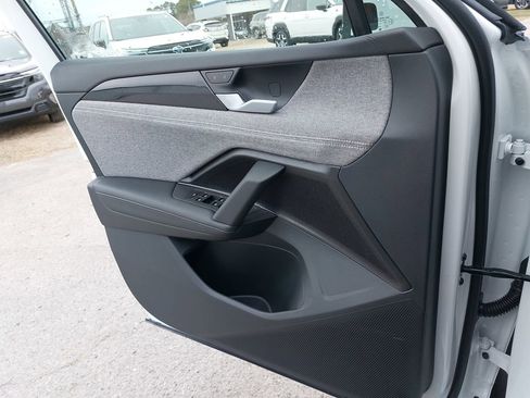 New 2026 Volkswagen Tiguan S image 22