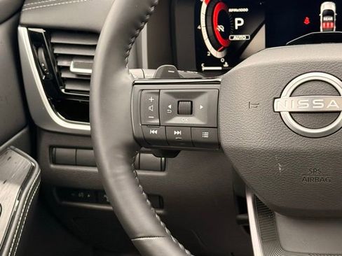 Certified 2025 Nissan Rogue SL w/ Tech Package AWD/4WD image 26