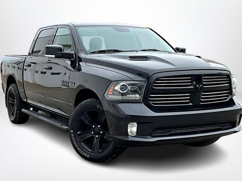 Used 2016 RAM 1500 Sport w/ Black Ram 1500 Sport Group image 3