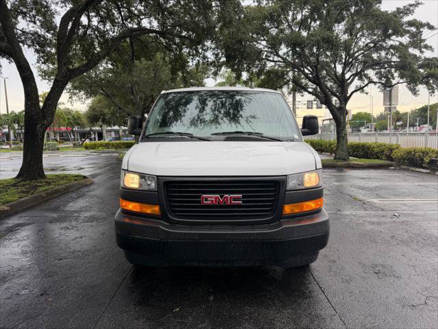 Used 2023 GMC Savana 2500 w/ Driver Convenience Package RWD image 7